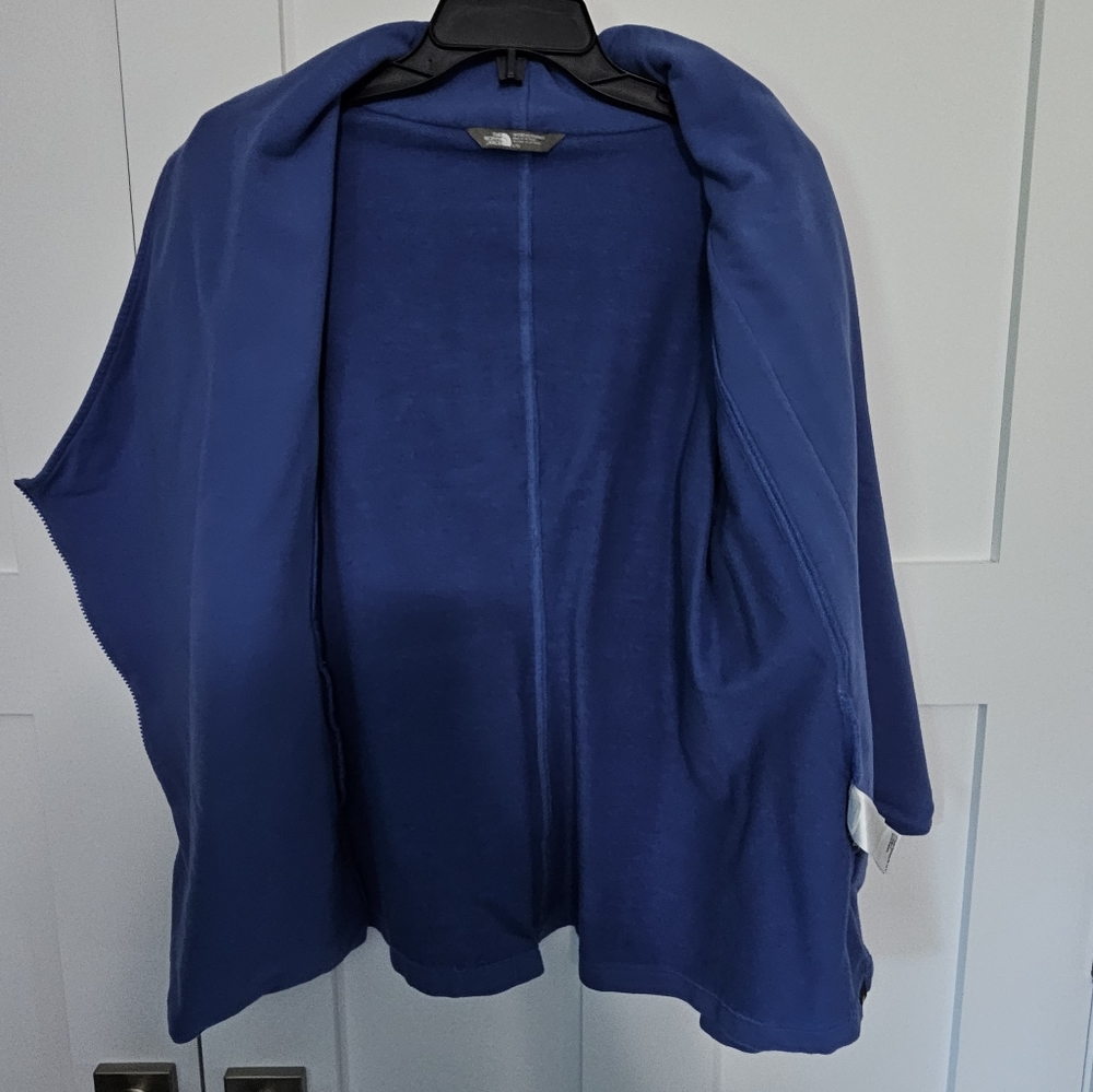 *Crescent Wrap Jacket* - Picture 3 of 11